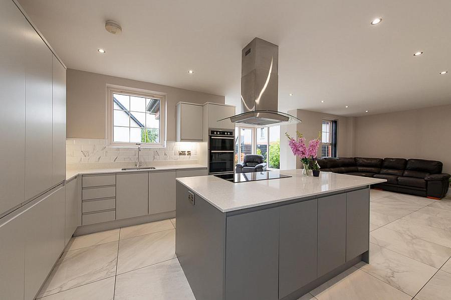 56 Oakfield Park