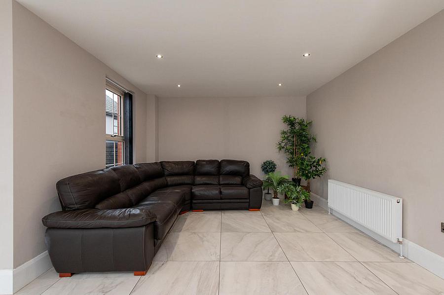 56 Oakfield Park