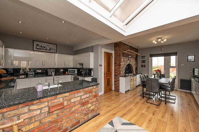 &quot;Ardkeen&quot;, 71 Upper Road
