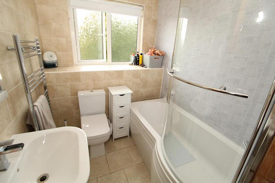 5 Old Mill Crescent