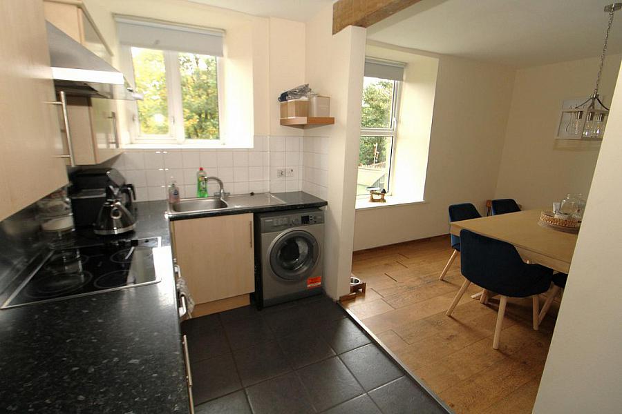 5 Old Mill Crescent