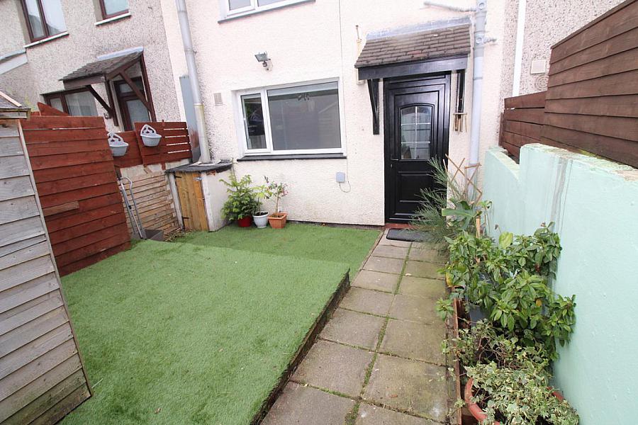 27 Lacken Walk