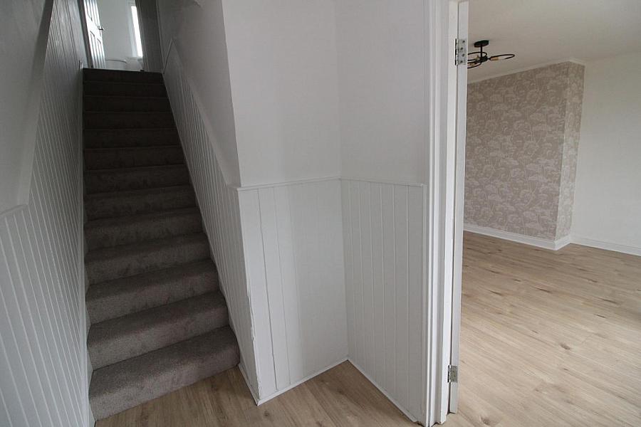 27 Lacken Walk
