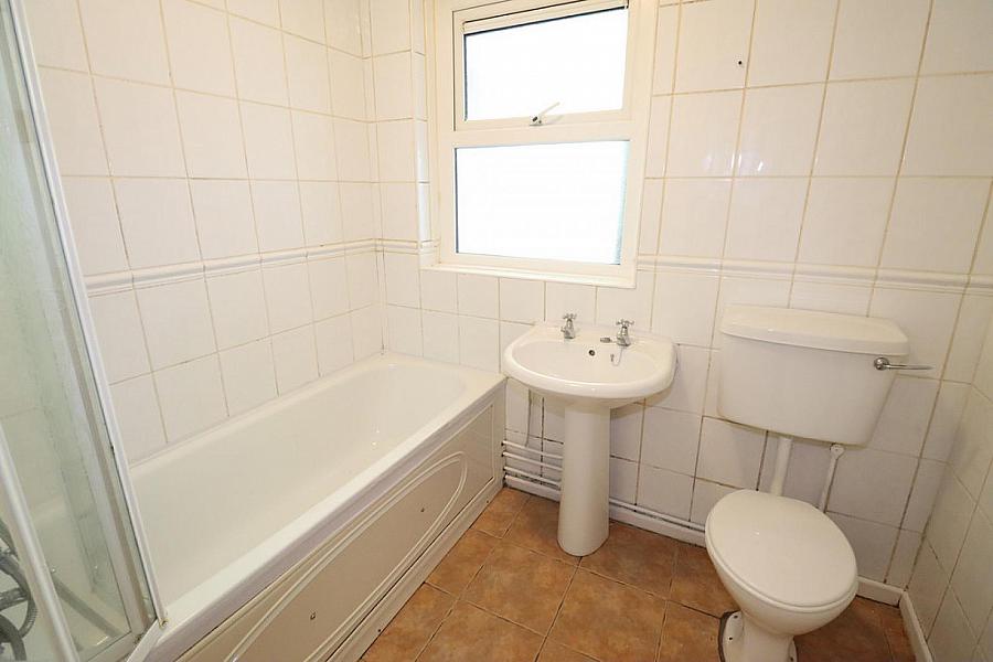 122 Annadale Flats