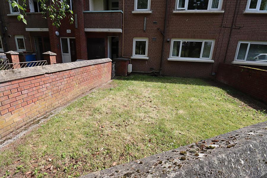 122 Annadale Flats
