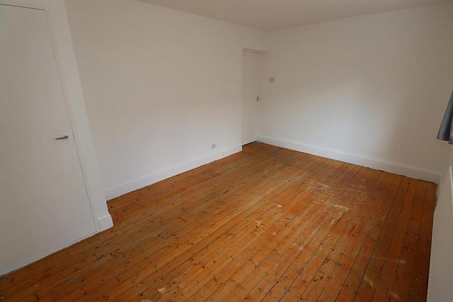 122 Annadale Flats