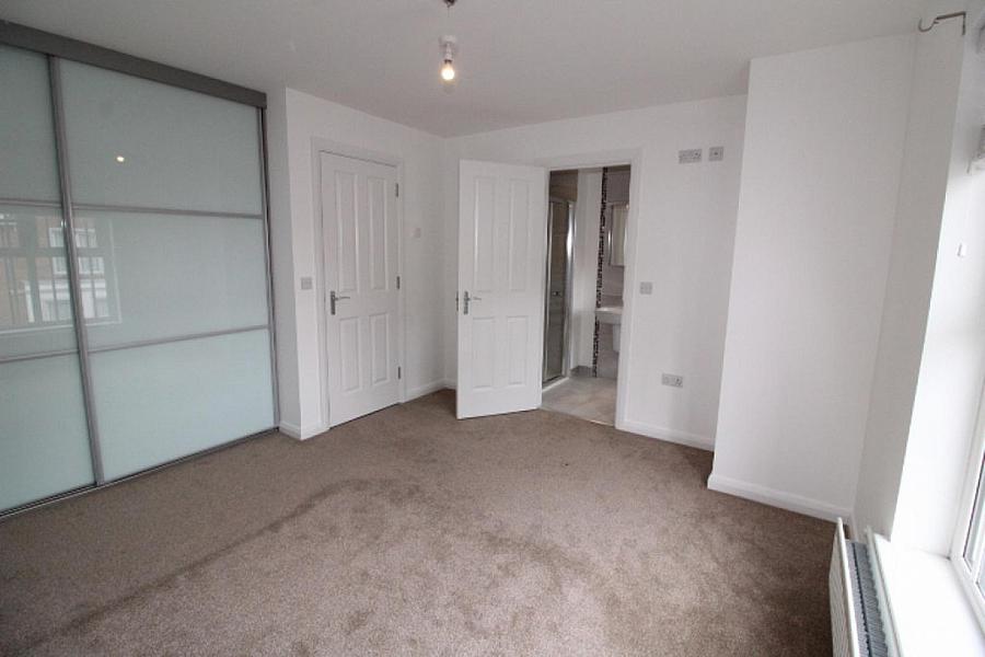 32 Foxton Place