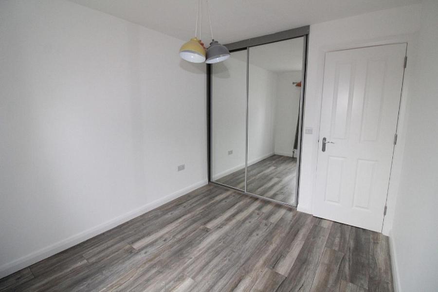 32 Foxton Place