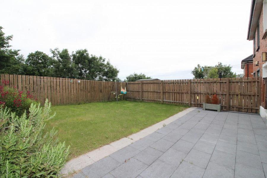 32 Foxton Place