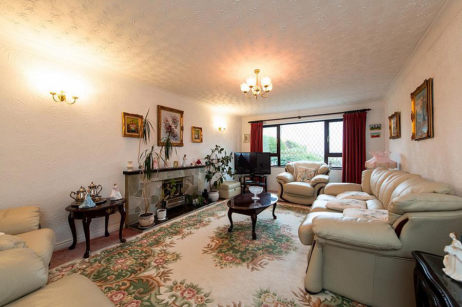 76 Upper Road