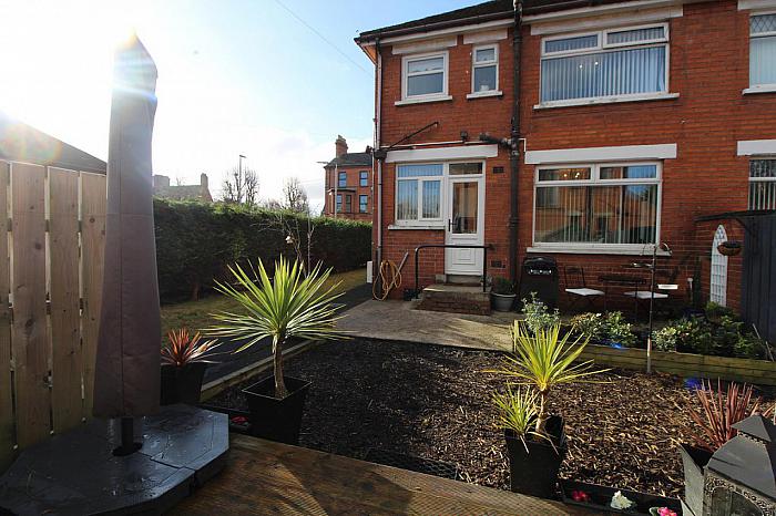16 Skegoneill Avenue