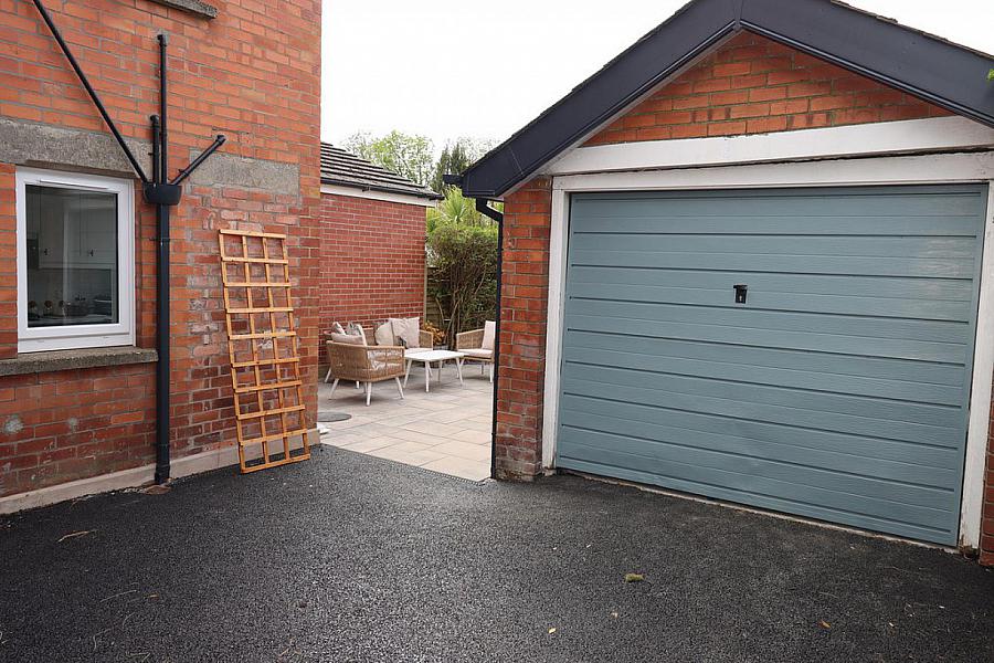31 Upper Station Road