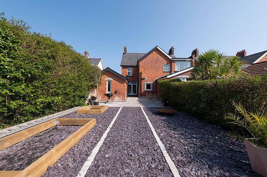 31 Upper Station Road