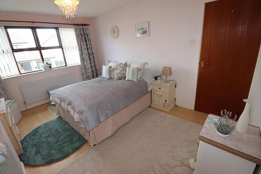 11 Glencraig Gardens