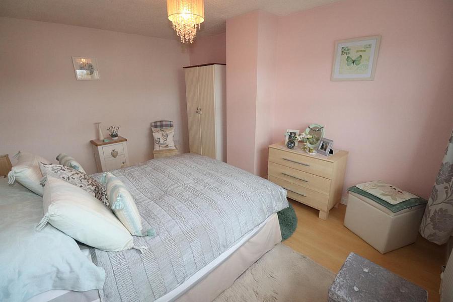 11 Glencraig Gardens