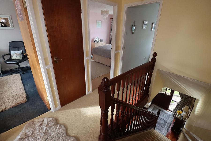 11 Glencraig Gardens