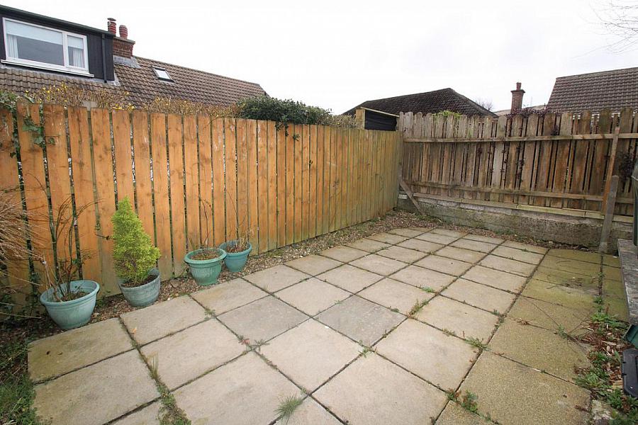 24 Glenwell Gardens