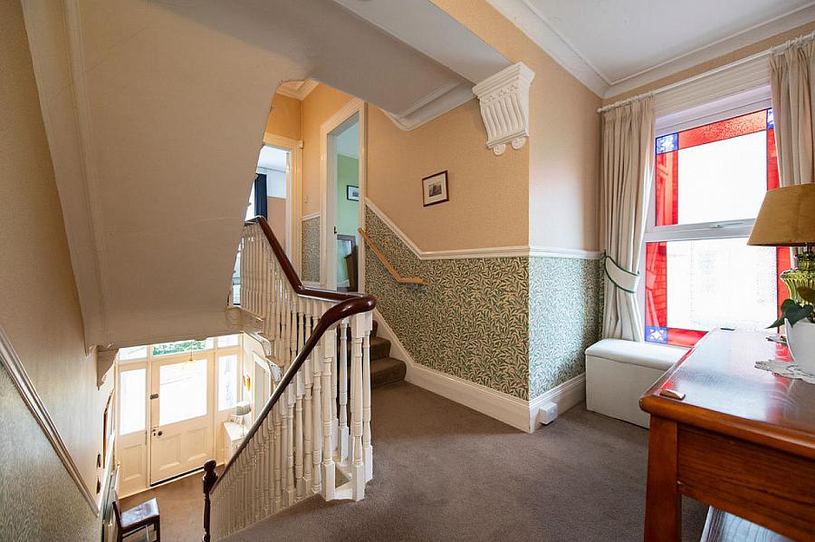 16 Downview Avenue