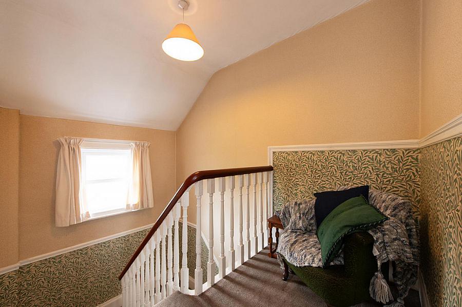 16 Downview Avenue