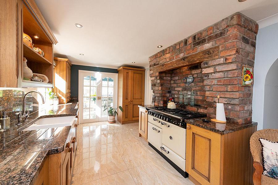 276 Upper Road