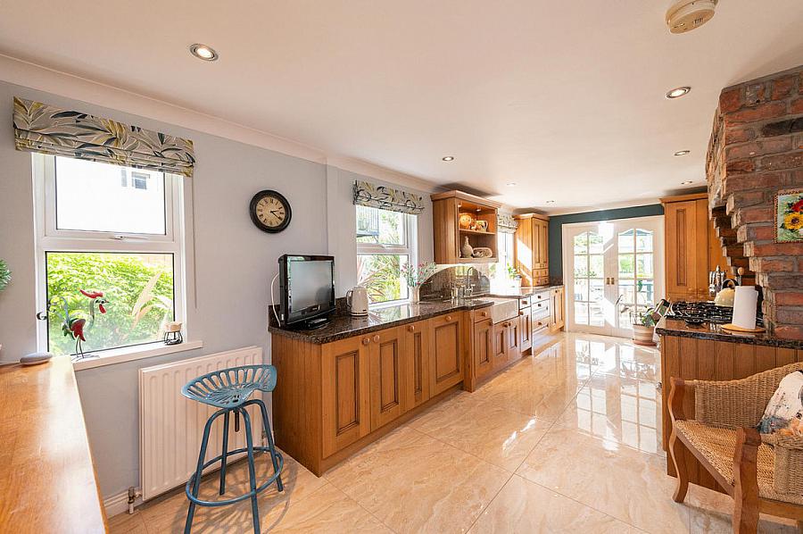 276 Upper Road