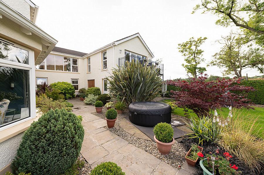 276 Upper Road