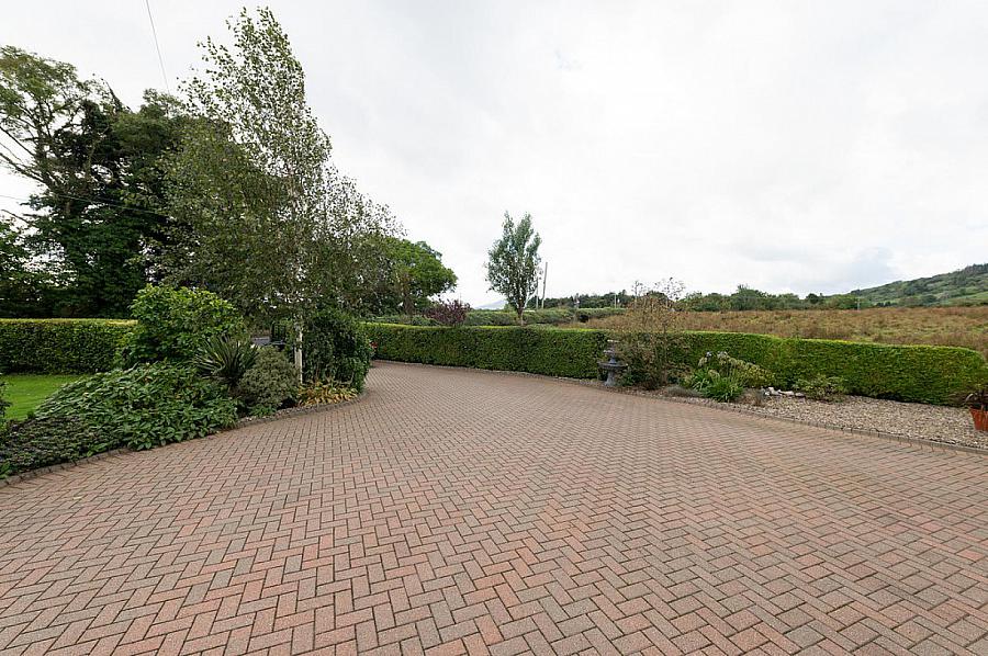 276 Upper Road
