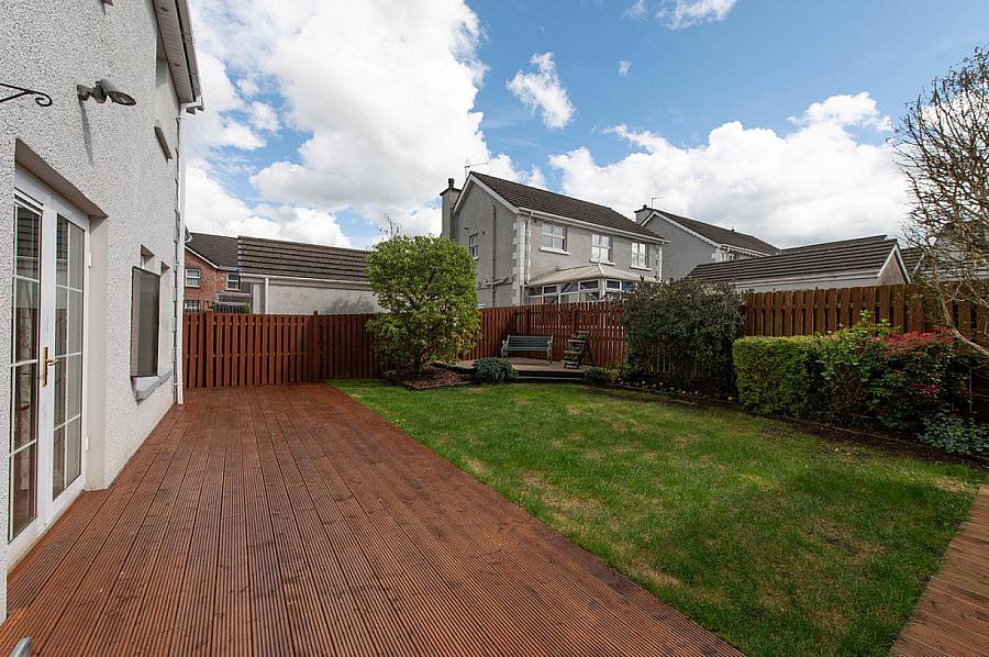 4 Gateside Manor