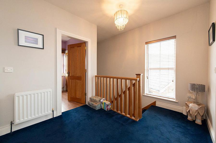 14 Farm Lodge Stables