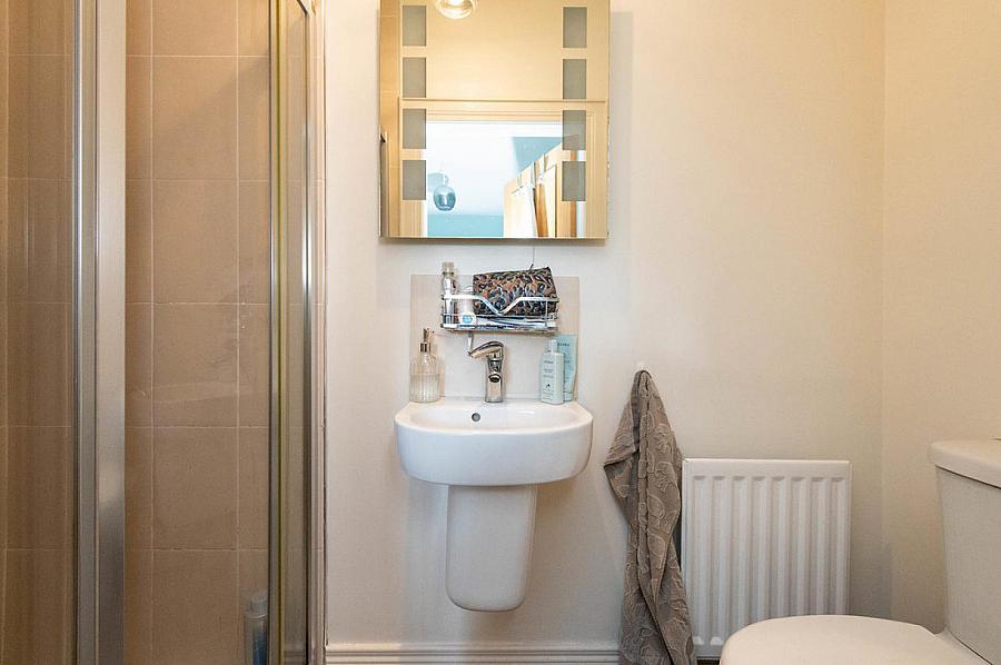 14 Farm Lodge Stables