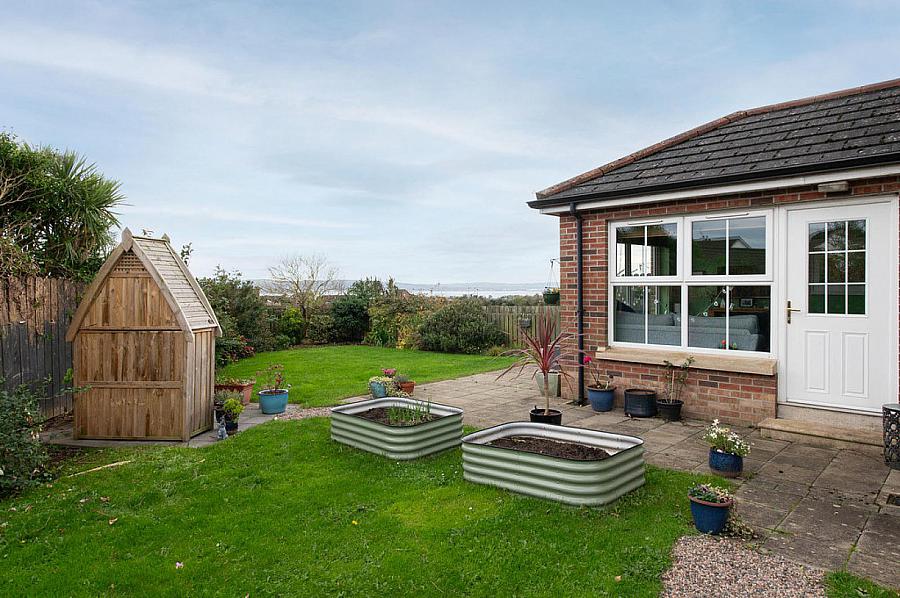 14 Farm Lodge Stables