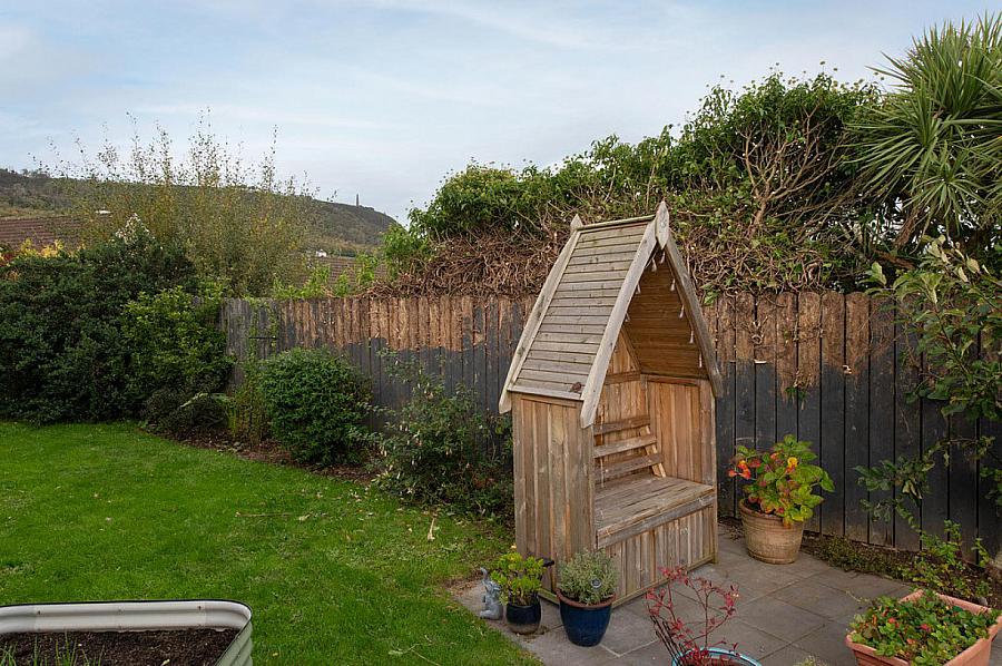 14 Farm Lodge Stables