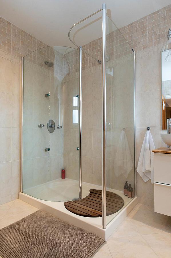 10 Millbank Road