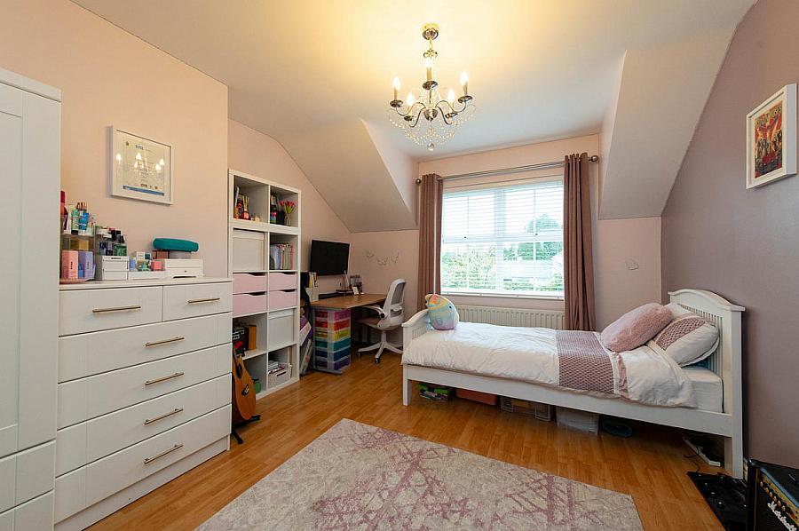 10 Millbank Road