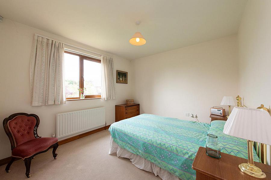 8 Spinnaker Court