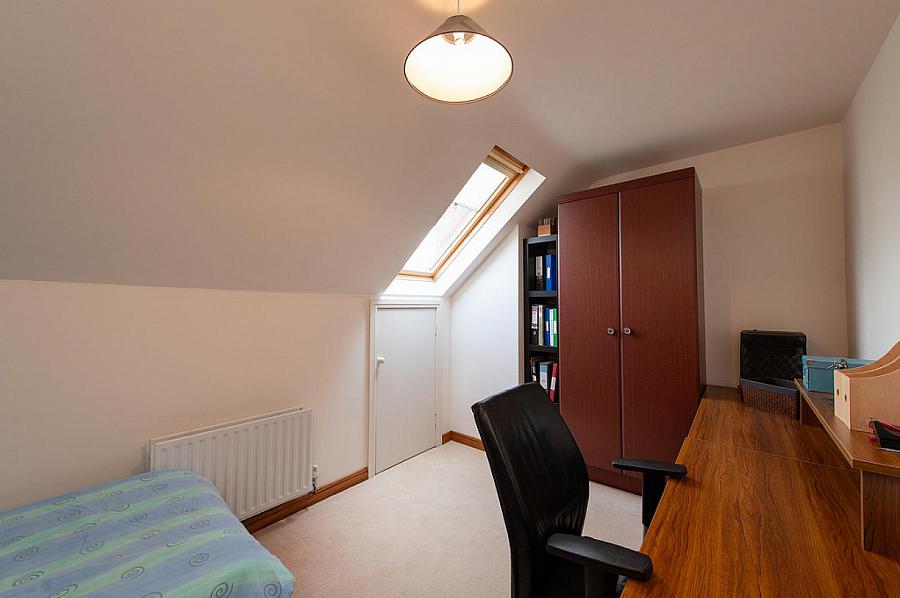 8 Spinnaker Court