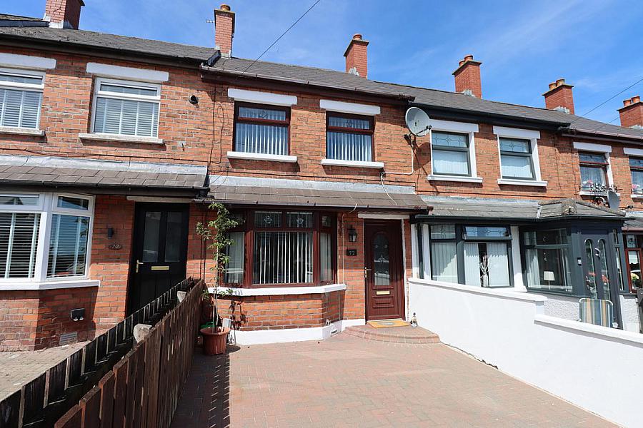 72 Ladbrook Drive