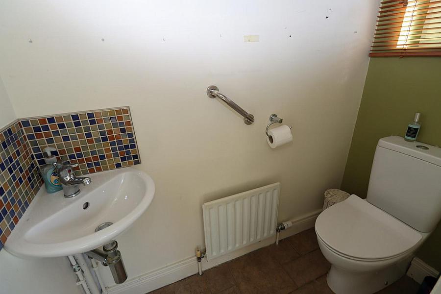 12 Pineview Park