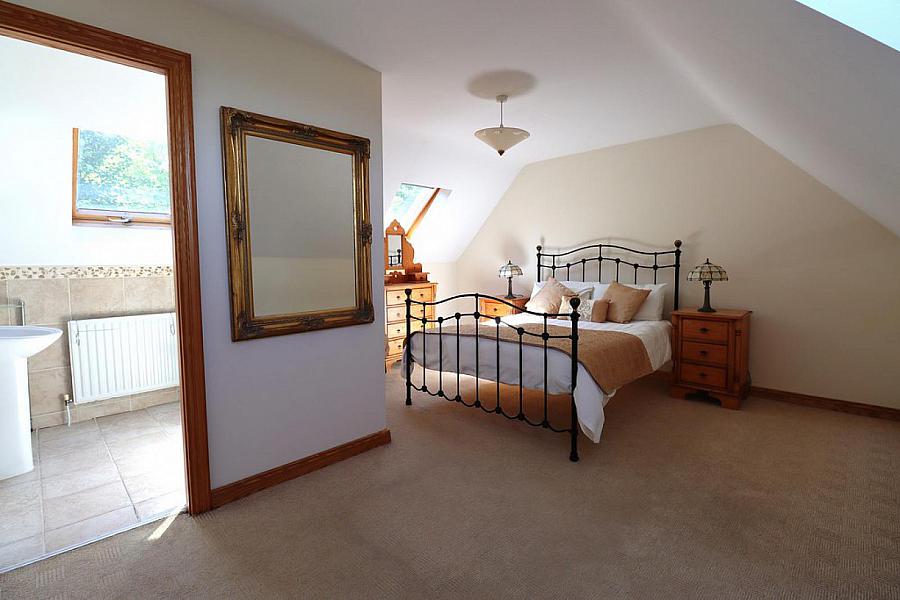 6 Apiary Court