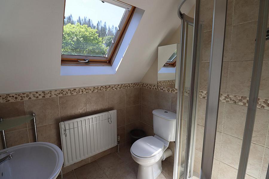 6 Apiary Court