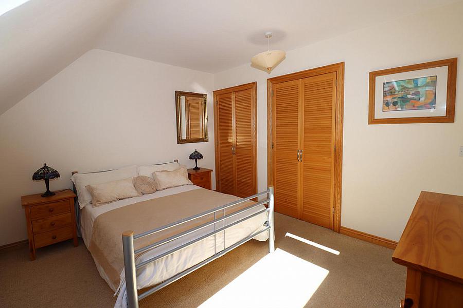 6 Apiary Court