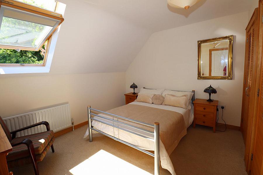6 Apiary Court