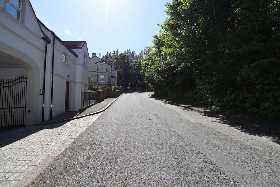 6 Apiary Court