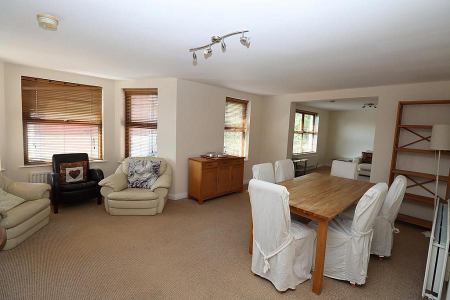 4 Dillons Grange