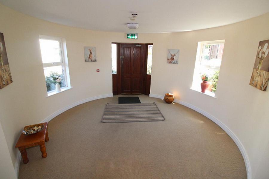 9 Sixmile Manor