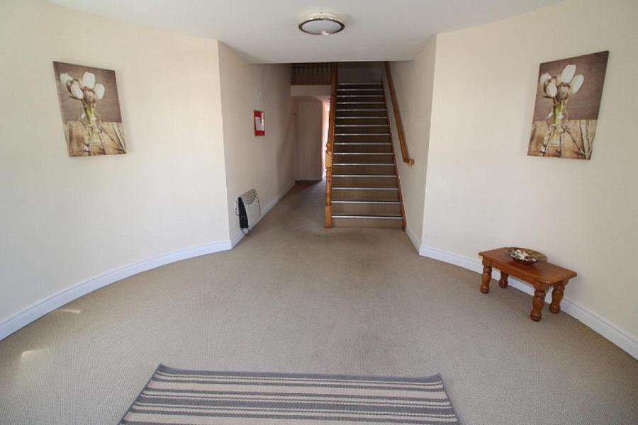 9 Sixmile Manor