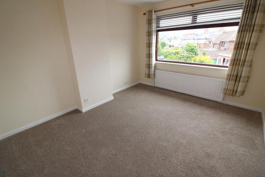 35 St Annes Crescent