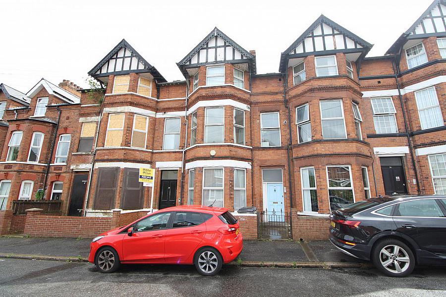 Flat 2 30, Kansas Avenue