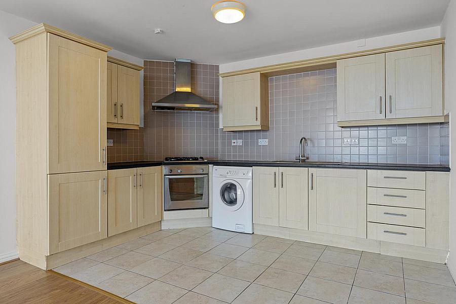 Apt 5 Northview