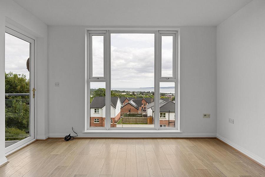 Apt 5 Northview